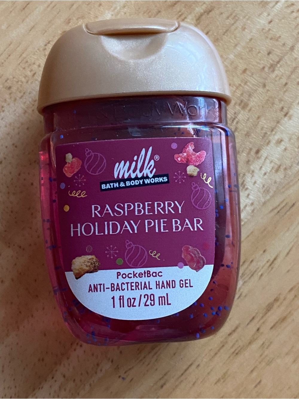 Bath & Body Works Raspberry Holiday Pie Bar Hand Gel - Pink & Gold